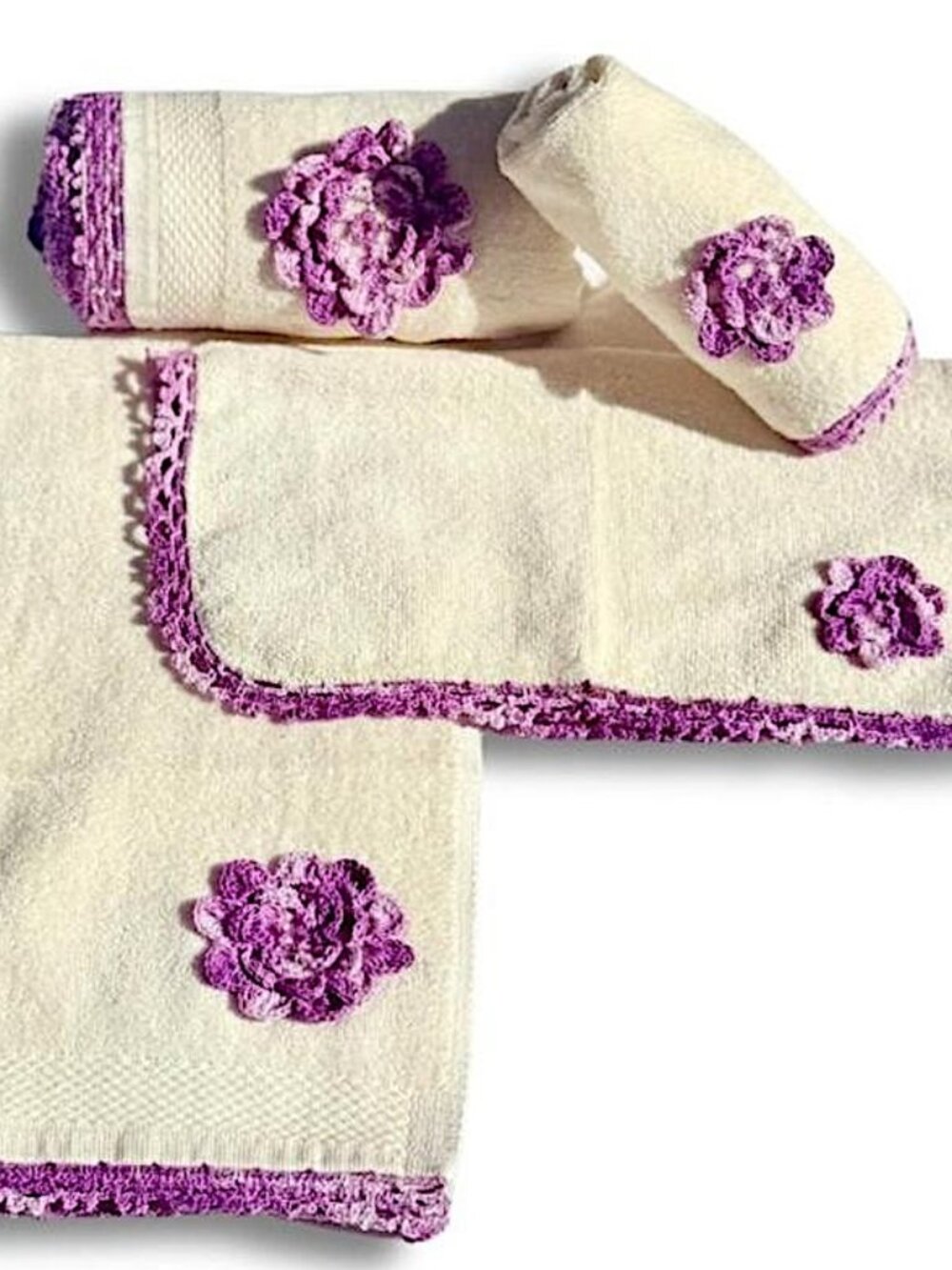 Vintage Montgomery Ward Crochet Trim Cream Towel Washcloth Set Purple Floral USA